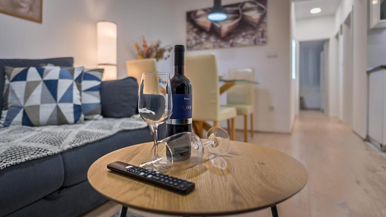 Brand New Apartment In City Center, Big Terrace Загреб Екстериор снимка